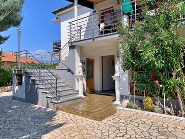 Apartamenty z parkingiem Silo, Krk - 18770 Adriatic.hr