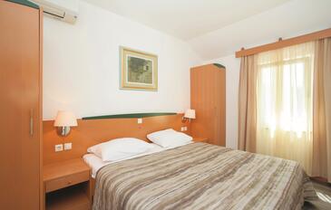 Апартаменти біля моря Башка - Baška, Крк - Krk - 18771