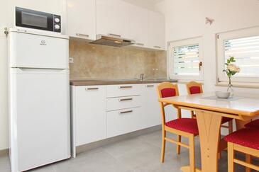 Apartmani uz more Baška, Krk - 18771