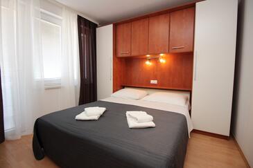 Appartementen aan zee Baska, Krk - 18775