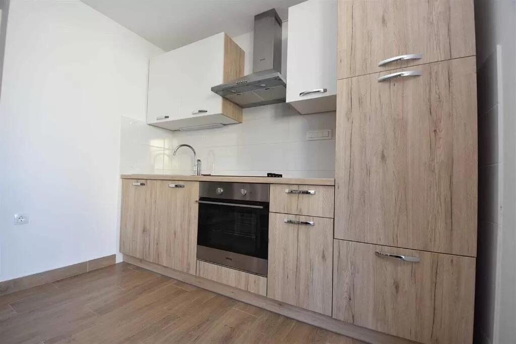 Apartments by the sea Murter - 18779