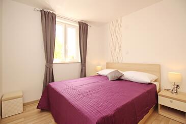 Appartamenti con piscina Baska, Veglia - Krk - 18780