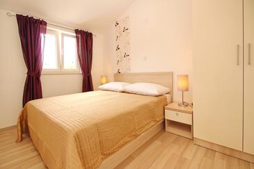 Apartments with swimming pool Baška, Krk - 18780