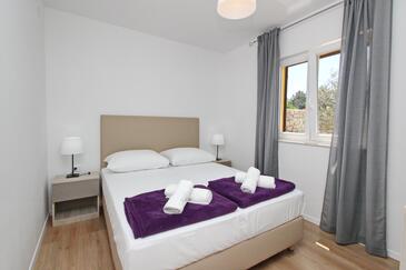 Апартаменты с парковкой Башка - Baška, Крк - Krk - 18793