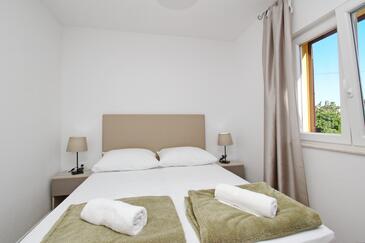 Апартаменты с парковкой Башка - Baška, Крк - Krk - 18793