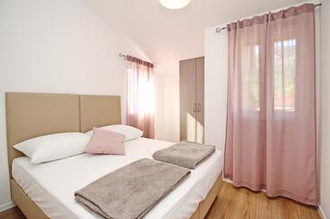 Апартаменты с парковкой Башка - Baška, Крк - Krk - 18793