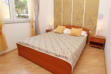 Appartamenti con parcheggio Baska, Veglia - Krk - 18794