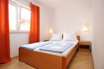 Apartamenty z parkingiem Baska, Krk - 18794