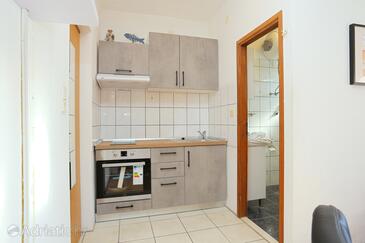 Apartmanok parkolóhellyel Okrug Donji, Ciovo - 18796