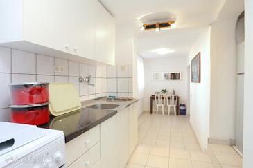 Apartments with parking space Okrug Donji, Čiovo - 18796