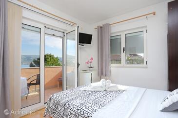 Apartments with parking space Okrug Donji, Čiovo - 18796