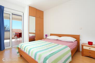 Apartments with parking space Bušinci, Čiovo - 18800