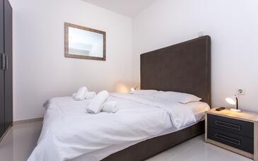 Apartments with parking space Baška, Krk - 18808