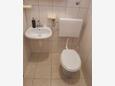 Sveti Filip i Jakov, Bathroom in the studio-apartment, WiFi.