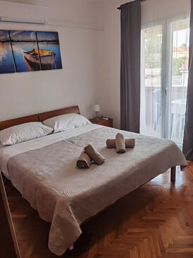 Apartmani s parkingom Sveti Filip i Jakov, Biograd - 18810