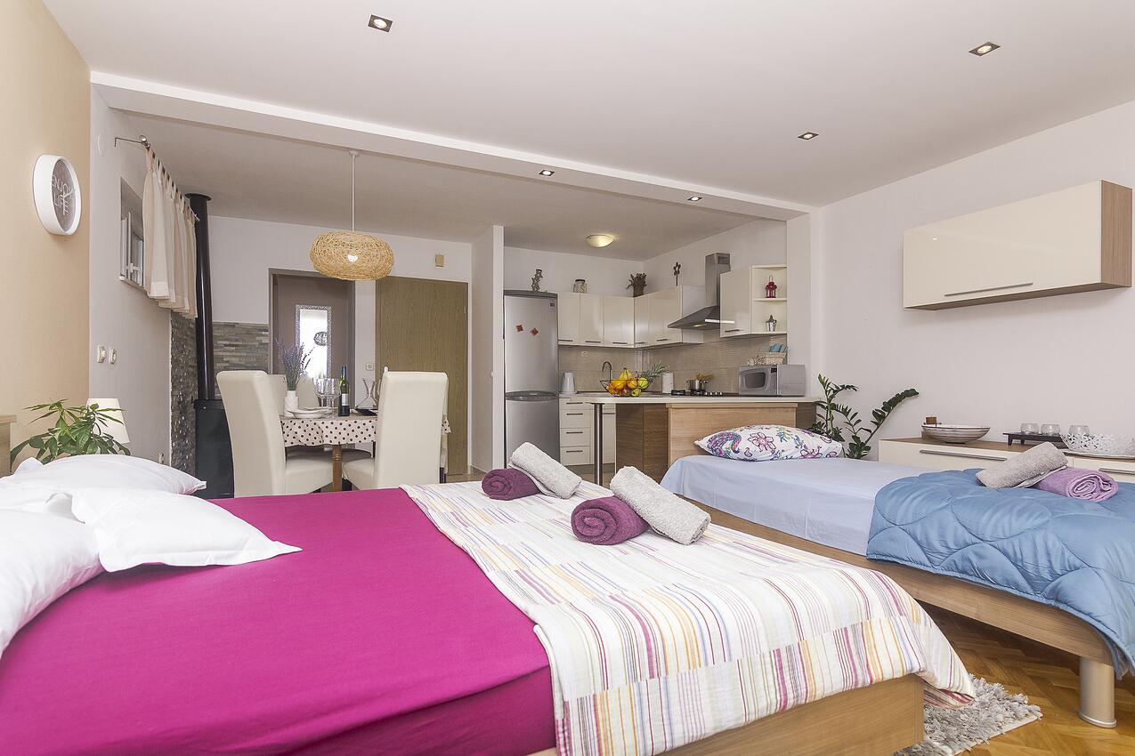 Apartamentos con parking Podgora, Makarska - 18811