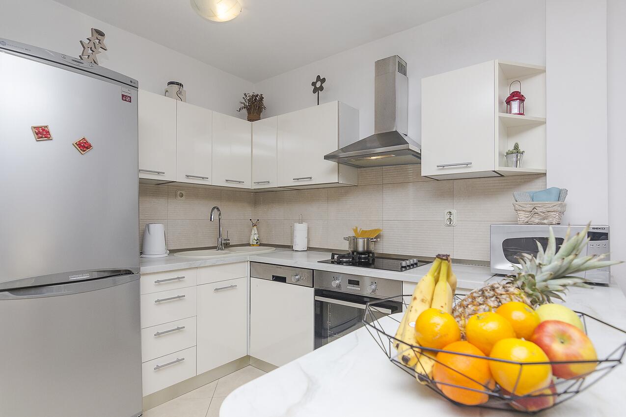 Apartamentos con parking Podgora, Makarska - 18811