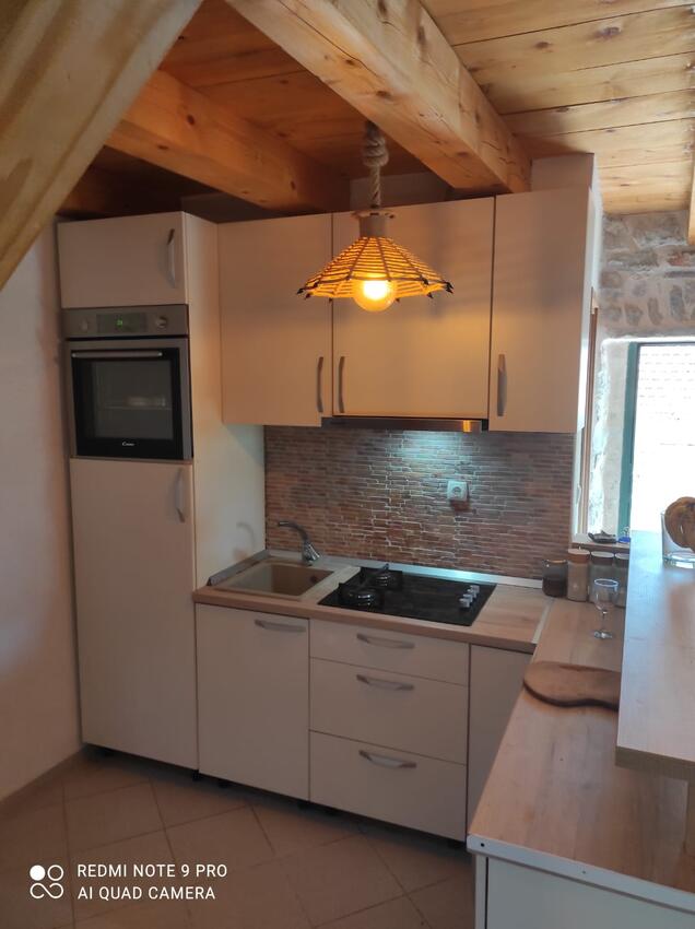 K-18817 - Alloggi privati - Casa vacanze con Internet Baia Kozja, Lesina - Hvar