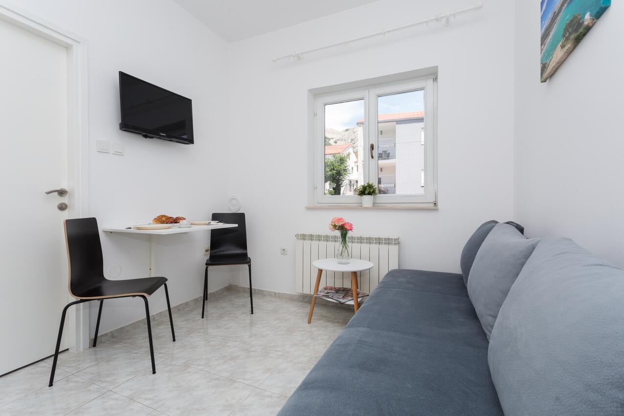 Appartamenti con parcheggio Baska, Veglia - Krk - 18818