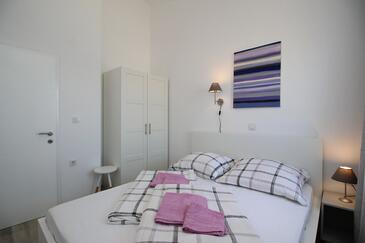 Апартаменты у моря Башка - Baška, Крк - Krk - 18824