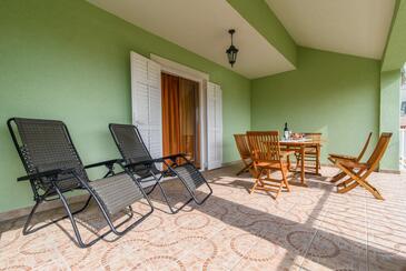 Dvoupokojový apartmán Okrug Gornji, Čiovo (A-18827-d(
