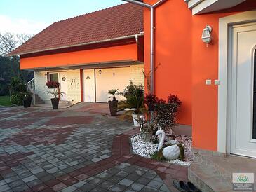 Apartments with parking space Garešnica, Bjelovarska - 18833