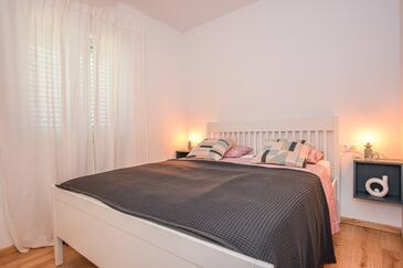 Apartmaji s parkingom Mandre, Pag - 18839