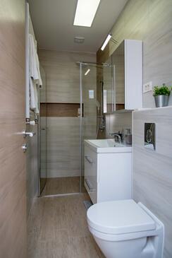 Rooms with a parking space Daruvar, Bjelovarska - 18842