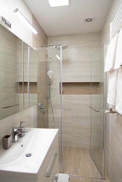 Rooms with a parking space Daruvar, Bjelovarska - 18842