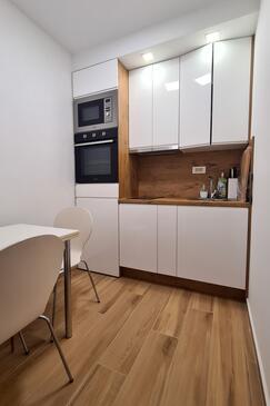 Rooms with a parking space Daruvar, Bjelovarska - 18842