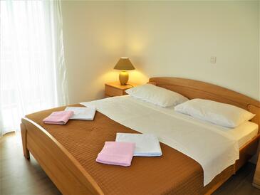 Apartmani s parkingom Baška, Krk - 18876