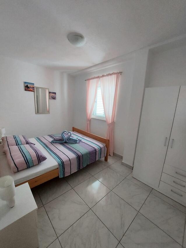 Apartments by the sea Gradac, Makarska - 18877