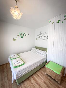 Apartmani s parkingom Mavarštica, Čiovo - 18882