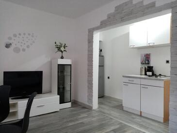 Apartmanok parkolóhellyel Senj - 18884