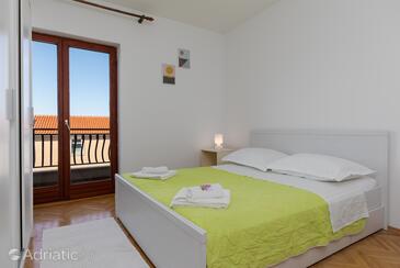 Apartments by the sea Duće, Omiš - 18897