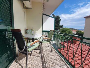 Apartments with parking space Makarska - 18898