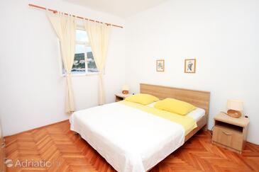 Apartments by the sea Zavalatica, Korčula - 189