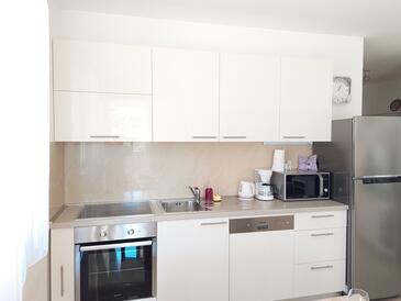 Apartmanok parkolóhellyel Palit, Rab - 18900