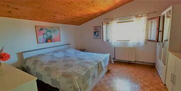 Ferienhaus mit Parkplatz Grohote, Solta - 18904