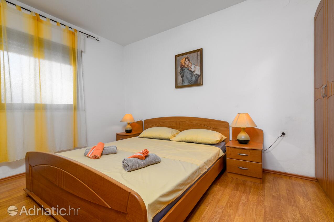 Apartamentos con parking Liznjan, Medulin - 18905