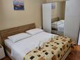 Dormitor 2 Vrsi - Mulo, Dormitor 2 în unitate de cazare tip apartment, WiFi.
