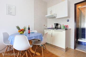 Appartamenti accanto al mare Podgora, Macarsca - Makarska - 18918