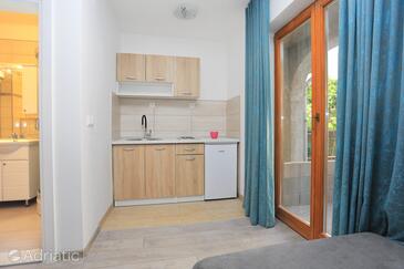 Apartments with parking space Mastrinka, Čiovo - 18954