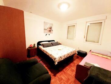 Apartmaji z internetom Šibenik - 18960