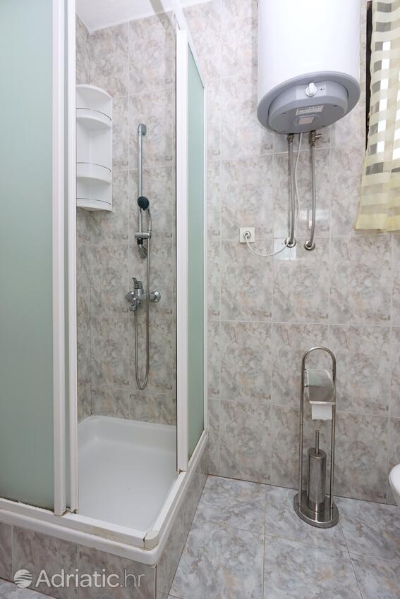 AS-18967-a - Zasebna namestitev - Apartmaji s parkingom Pinezići, Krk