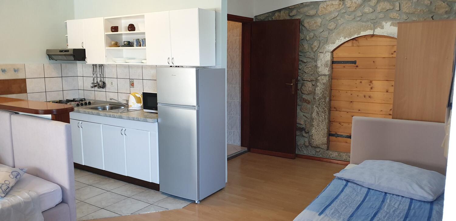AS-18968-a - Private accommodation - Apartments with a parking space Novi Vinodolski