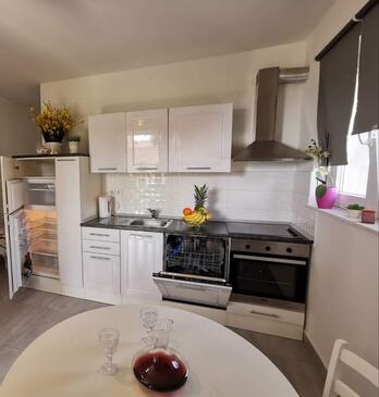 Apartamentos con parking Pakostane, Biograd - 18979