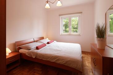 Ferienwohnungen mit Parkplatz Dramalj, Crikvenica - 18990