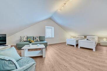 Apartmanok parkolóhellyel Kraljevica - 18996