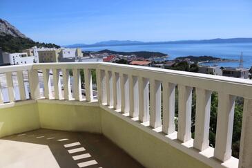 Apartments with parking space Makarska - 19009